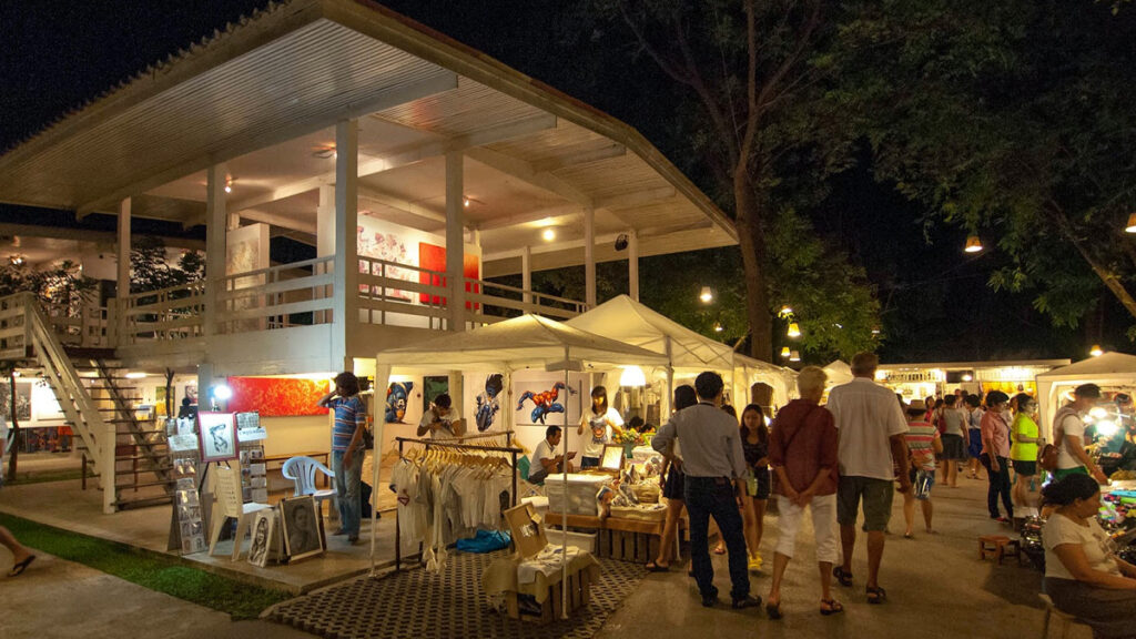 cicada night market in hua hin