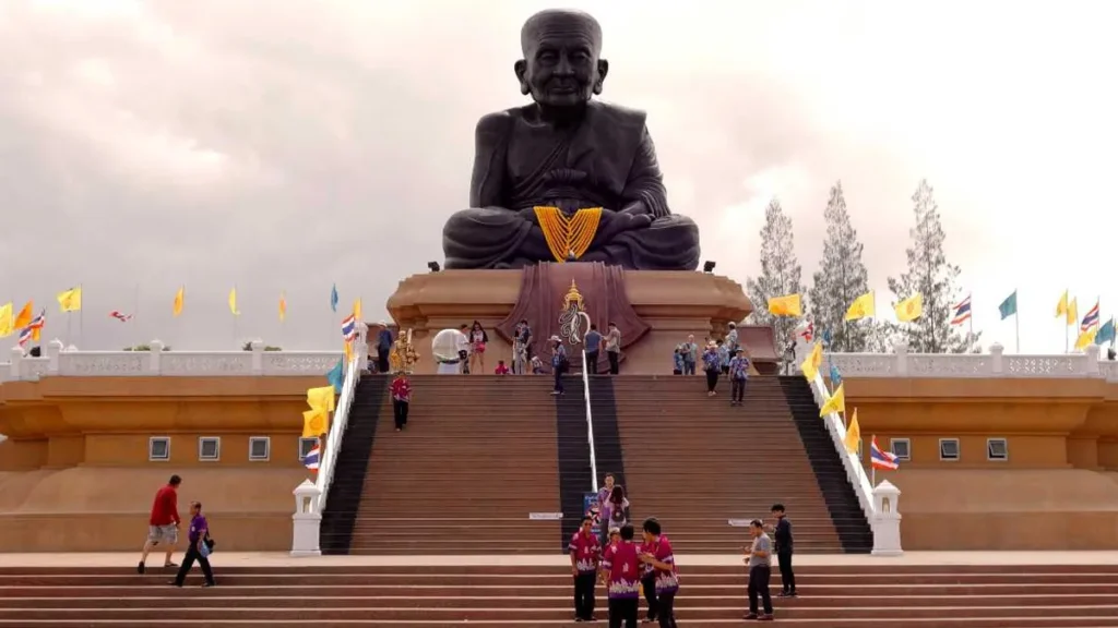 wat huay mongkol temple in hua hin